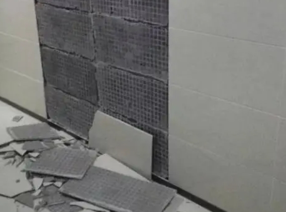 上蔡瓷砖空鼓维修公司分享下上蔡墙砖松动维修的知识